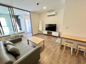 For RentCondoPinklao, Charansanitwong : For urgent rent: ASPIRE Pinklao - Arun Ammarin (Aspire Pinklao - Arun Ammarin). Property code #KK2057. If interested, contact @condo19 (with @ as well). Want to ask for details and see more pictures. Please contact and inquire.