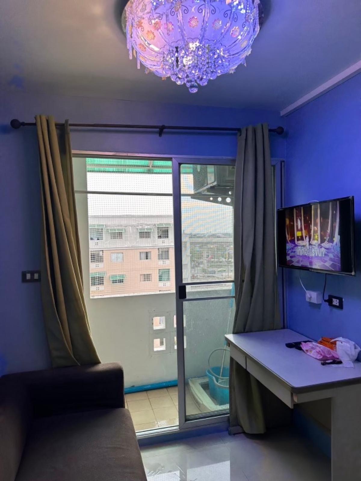 For SaleCondoMin Buri, Romklao : Askan Place Ramkhamhaeng Ring Road 147/2, 8th floor, Building 2, the best view in the project, windy, airy, not stuffy, corner zone, fully furnished, ready for renters to pay in installments easily. Can raise pets Just renovated, very worth it.