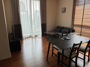 For RentCondoSukhumvit, Asoke, Thonglor : Quattro Thonglo for rent, 2 bedrooms, 2 bathrooms, special price, beautiful room.