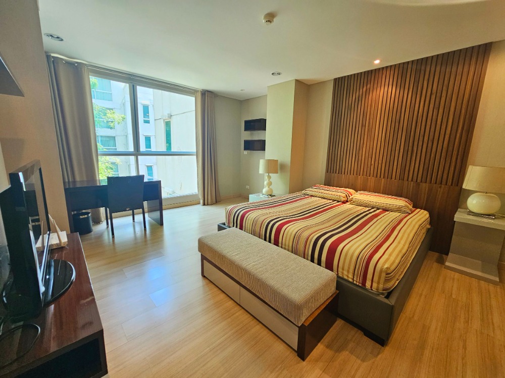 For RentCondoRatchathewi,Phayathai : The Address Pathumwan 【𝐑𝐄𝐍𝐓】🔥2 large bedrooms, beautifully decorated, wide space, in the heart of the city, fully furnished, convenient travel, near BTS Ratchathewi, ready to move in 🔥Contact Line ID: @hacondo