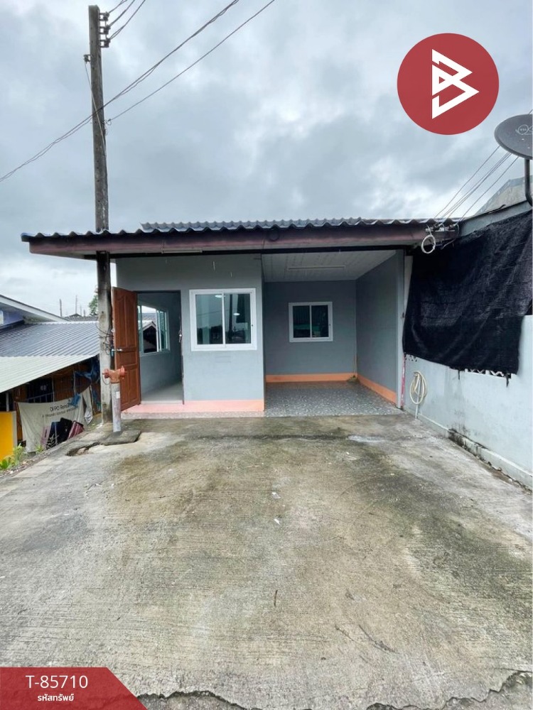 For SaleTownhouseChanthaburi : Single story townhouse for sale at the back Housing Village 1, Tha Chang, Mueang Chanthaburi, Chanthaburi