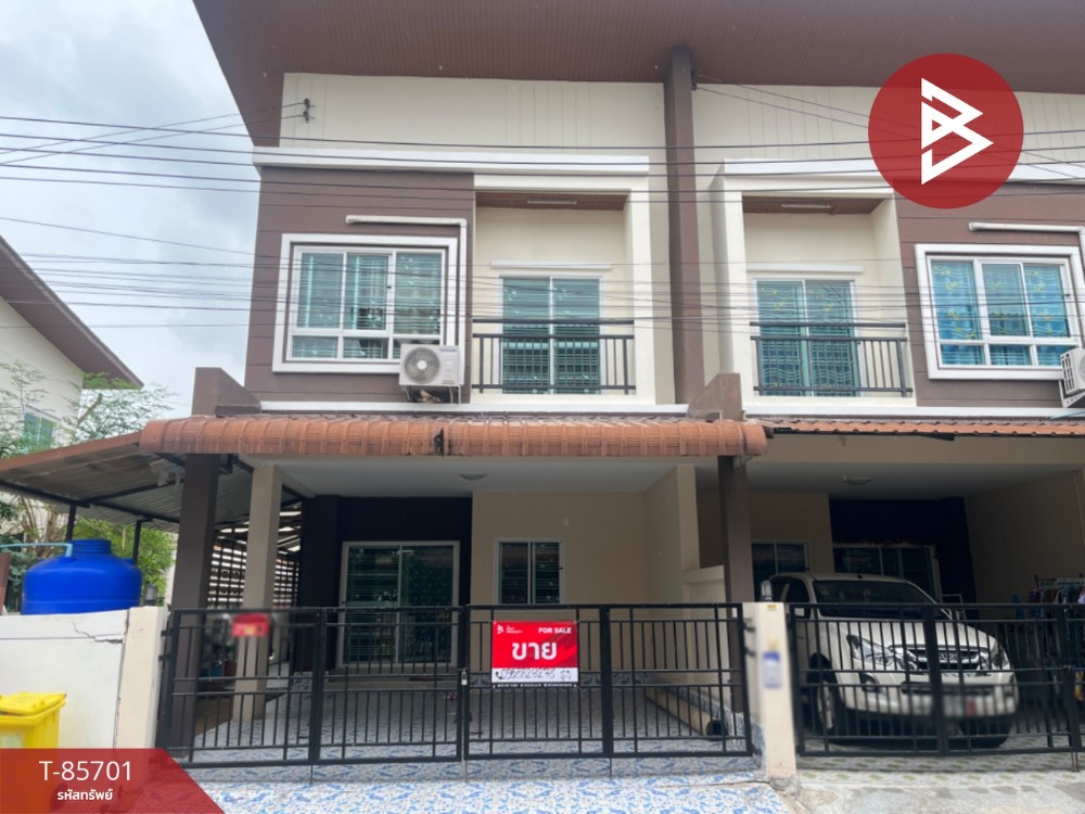 For SaleTownhousePattaya, Bangsaen, Chonburi : Urgent sale, 2-story townhouse, Saenmanee Village 9, old house, Chonburi, ready to move in.