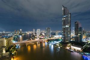 ขายคอนโดวงเวียนใหญ่ เจริญนคร : ห้อง Penthouse Duplex 4 ห้องนอน คอนโด The River วิวแม่น้ำเจ้าพระยา