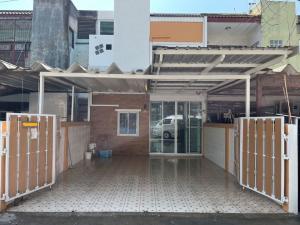 For SaleTownhouseOnnut, Udomsuk : Townhouse for sale, Soi Sukhumvit 66/1