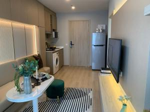 ขายคอนโดคลองเตย กล้วยน้ำไท : For Sale ขาย Life Rama4-Asoke 1 Bed plus 35 sq.m ราคา 4,990,000 บาท ชั้นสูง 15+