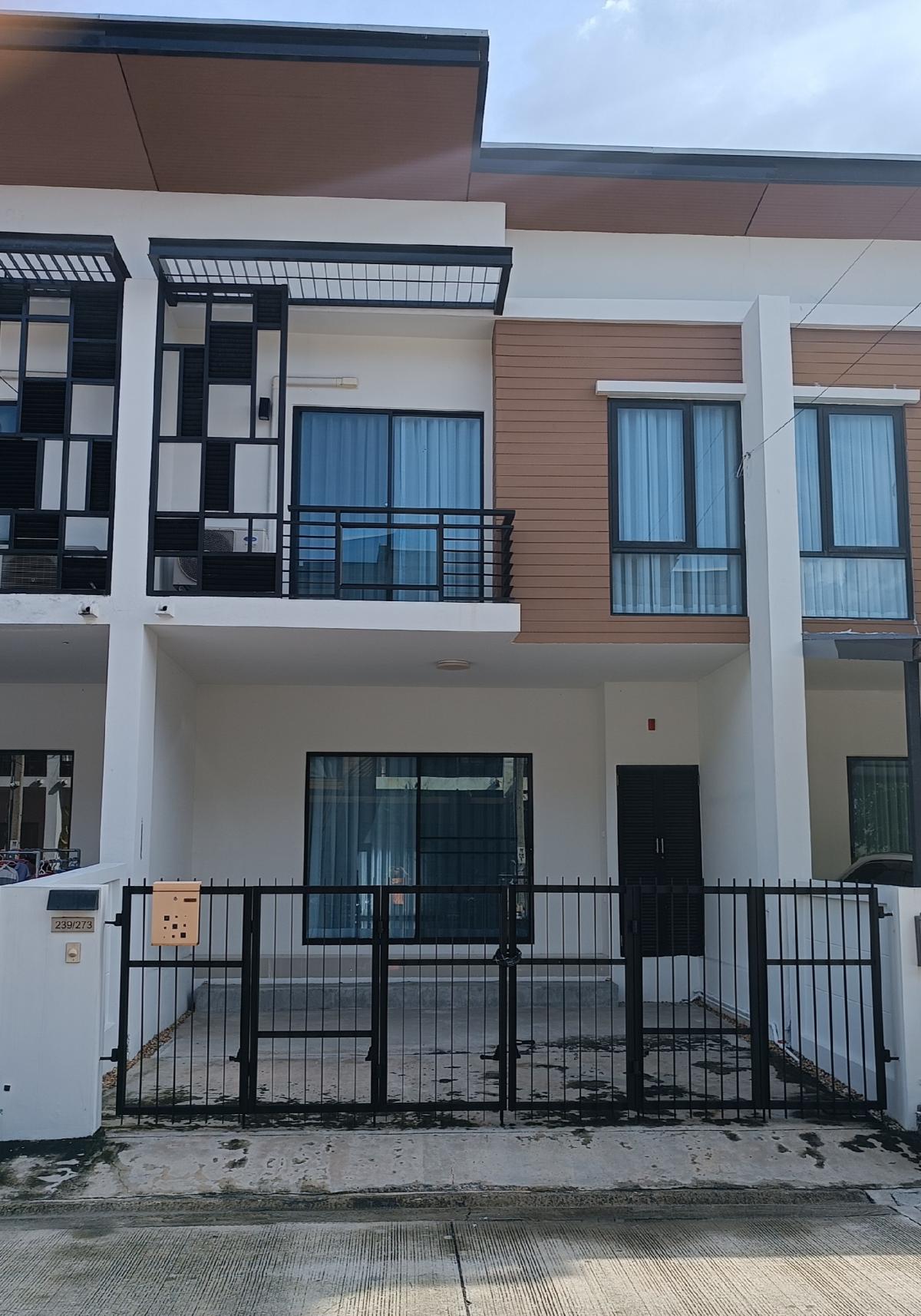 For SaleTownhouseBangna, Bearing, Lasalle : For sale with tenant: Townhome iField Bangna, beautiful house near Mega, newly renovated