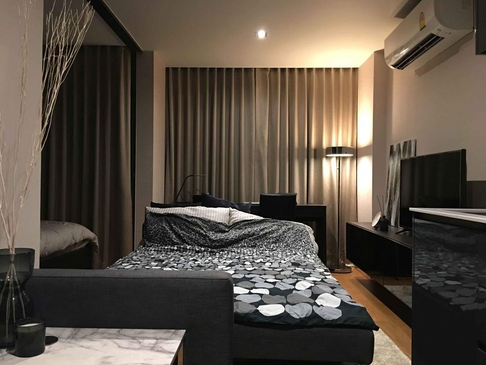 For SaleCondoSiam Paragon ,Chulalongkorn,Samyan : Altitude Samyan - Silom【𝐒𝐄𝐋𝐋】🔥Beautiful, luxurious room, small but great, neatly decorated. Fully furnished, near MRT Samyan, ready to move in in July!! 🔥Contact Line ID: @hacondo