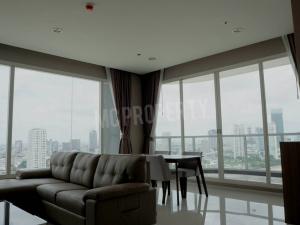 ให้เช่าคอนโดสาทร นราธิวาส : Menam Residences Condominium 2 bedroom 100 sqm for rent only 65,000 please contact 0816878954