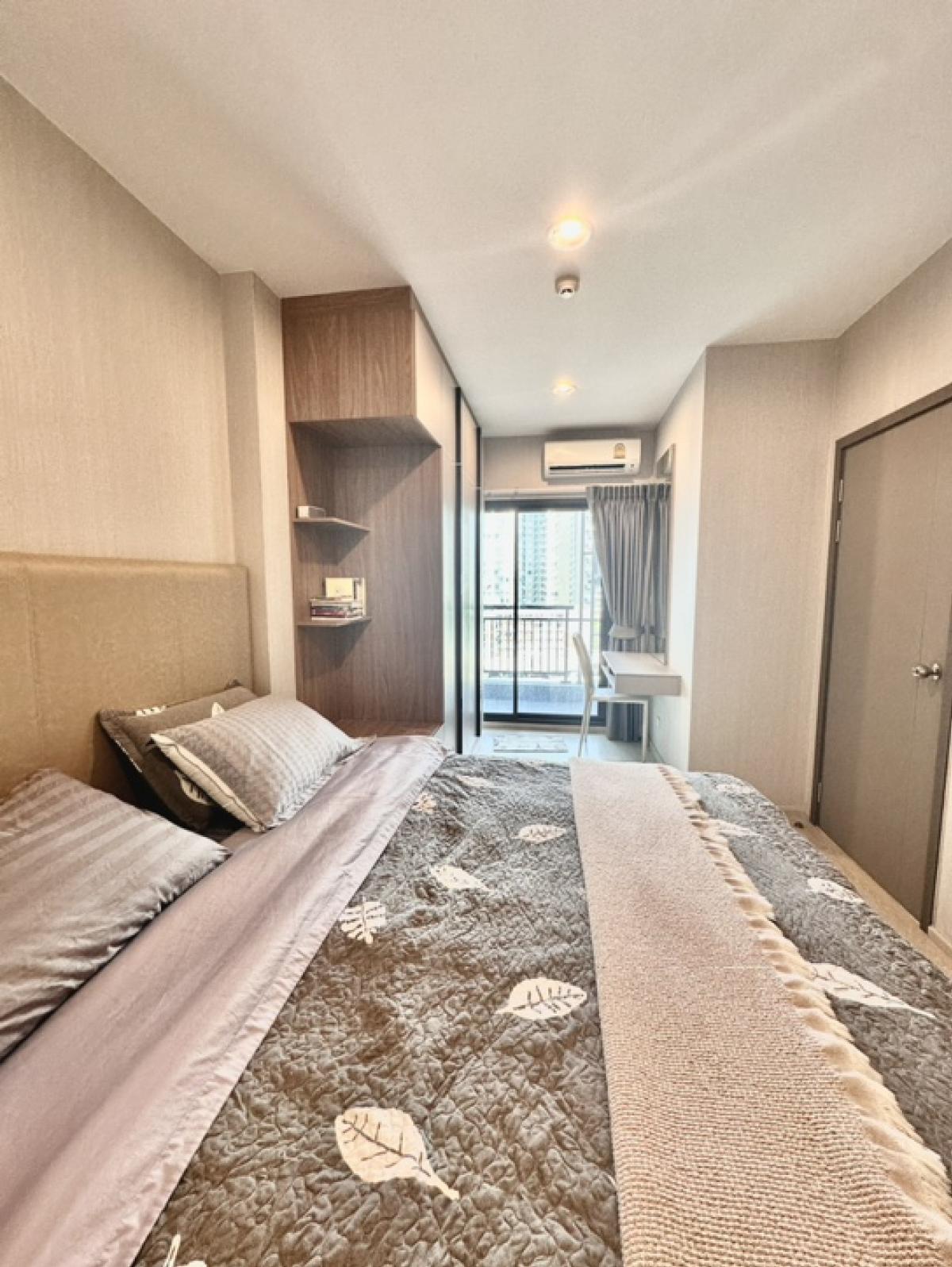 For SaleCondoThaphra, Talat Phlu, Wutthakat : 🏙️Condo for sale Ideo Tha Phra Interchange 1 bedroom, 1 bathroom, 11th floor, area 34.4 sq m, very good location 🚗 next to MRT Tha Phra ❤️ This room, the owner can almost live in it.