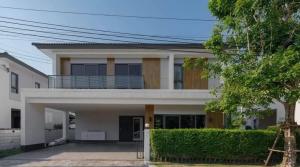 For SaleHouseLadkrabang, Suwannaphum Airport : 🎊Beautiful house for sale, ready to move in. Fully decorated 🎊Modern luxury style ✨ Centro On Nut-Suvarnabhumi