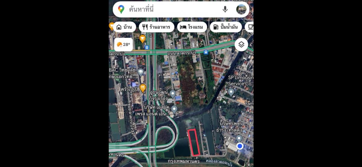 For SaleLandLadkrabang, Suwannaphum Airport : Land for sale 6-1-8 rai (6 separate plots) located in Soi Lat Krabang 36, area Green with white stripes next to a public road