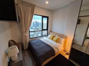 For RentCondoKasetsart, Ratchayothin : KPR107 Condo for Rent Knightsbridge Prime Ratchayothin 30th Floor Size 53 sqm. 2 bed 2 bath 34,000 baht 099-251-6615