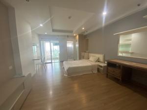 For SaleCondoRama9, Petchburi, RCA : Condo for Sell: Supalai Park Asoke-Ratchada