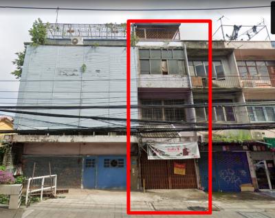 For SaleShophousePinklao, Charansanitwong : Commercial building for sale, Charan 68 Commercial Building, 224 sq m., 14 sq m, next to Charansanitwong Road, near MRT Bang Phlat.