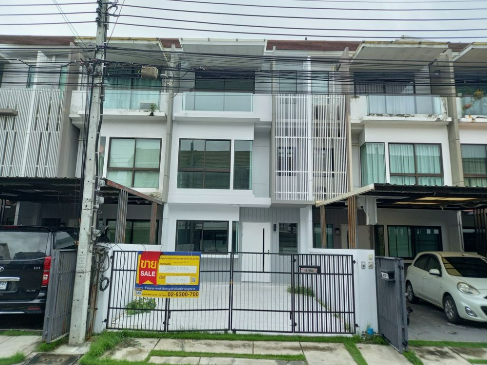 For SaleTownhouseKasetsart, Ratchayothin : 💝 Townhouse Tha Raeng, special price! 💝