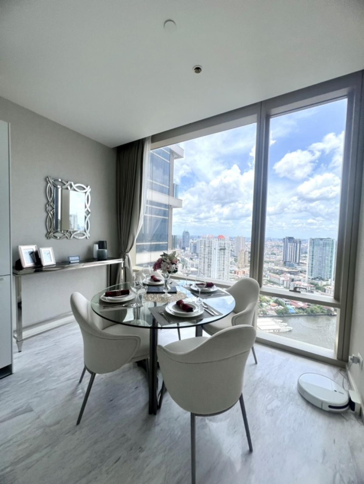 ขายคอนโดสาทร นราธิวาส : FOR SALE | FOUR SEASON PRIVATE RESIDENCES  | CHAREONKRUNG