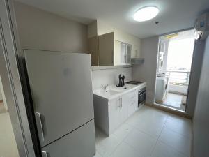 For RentCondoWongwianyai, Charoennakor : (b3577) Condo for rent Supalai River Place near BTS Krung Thonburi, ready to move in.