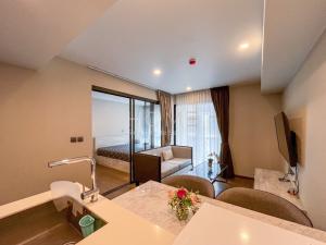 For SaleCondoWitthayu, Chidlom, Langsuan, Ploenchit : Na Vara Residence / 1 Bedroom (SALE), Na Vara Residence / 1 Bedroom (Sale) NUT1007