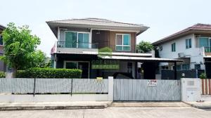 For SaleHouseMahachai Samut Sakhon : Prueklada Village, Phetkasem-Sai 4, Krathum Baen, Samut Sakhon, urgent sale, 2-story detached house, area 55.30 sq m, beautiful house, ready to live in.