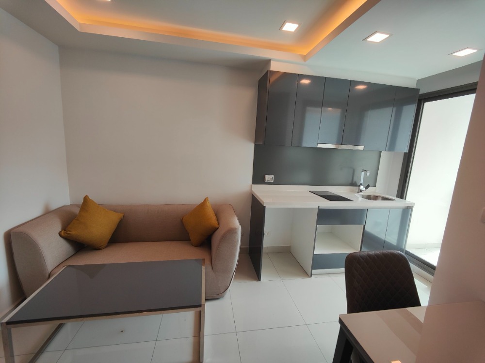 For SaleCondoPattaya, Bangsaen, Chonburi : Condo for sale, Arcadia Beach Continental, size 26.59 sq m., 1 bedroom, 1 bathroom, 5th floor, Building E.