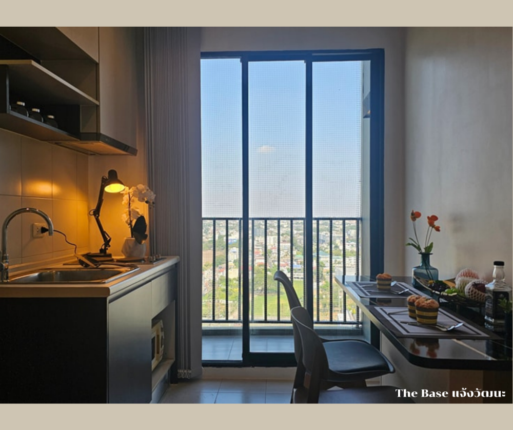 For SaleCondoChaengwatana, Muangthong : Beautiful, luxurious condo, fully decorated, full built-ins.