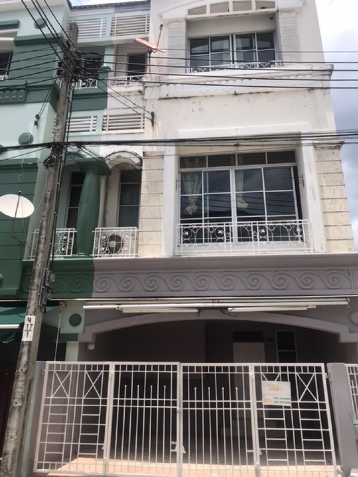 For RentTownhouseYothinpattana,CDC : Townhome for rent Baan Klang Muang Yothin Phatthana, near Crystal Park, price 20,000