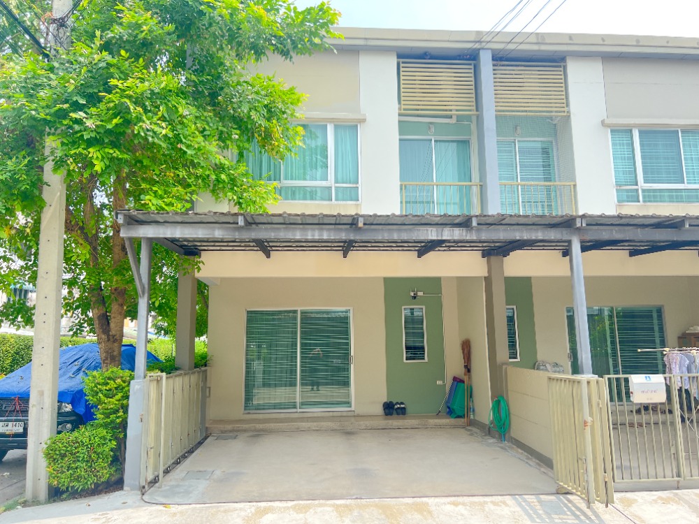 For SaleTownhouseChaengwatana, Muangthong : 2-story townhome for sale, great price!! Baan Lumpini Townville Chaengwattana-Tiwanon, corner house, complete extension, very good location.