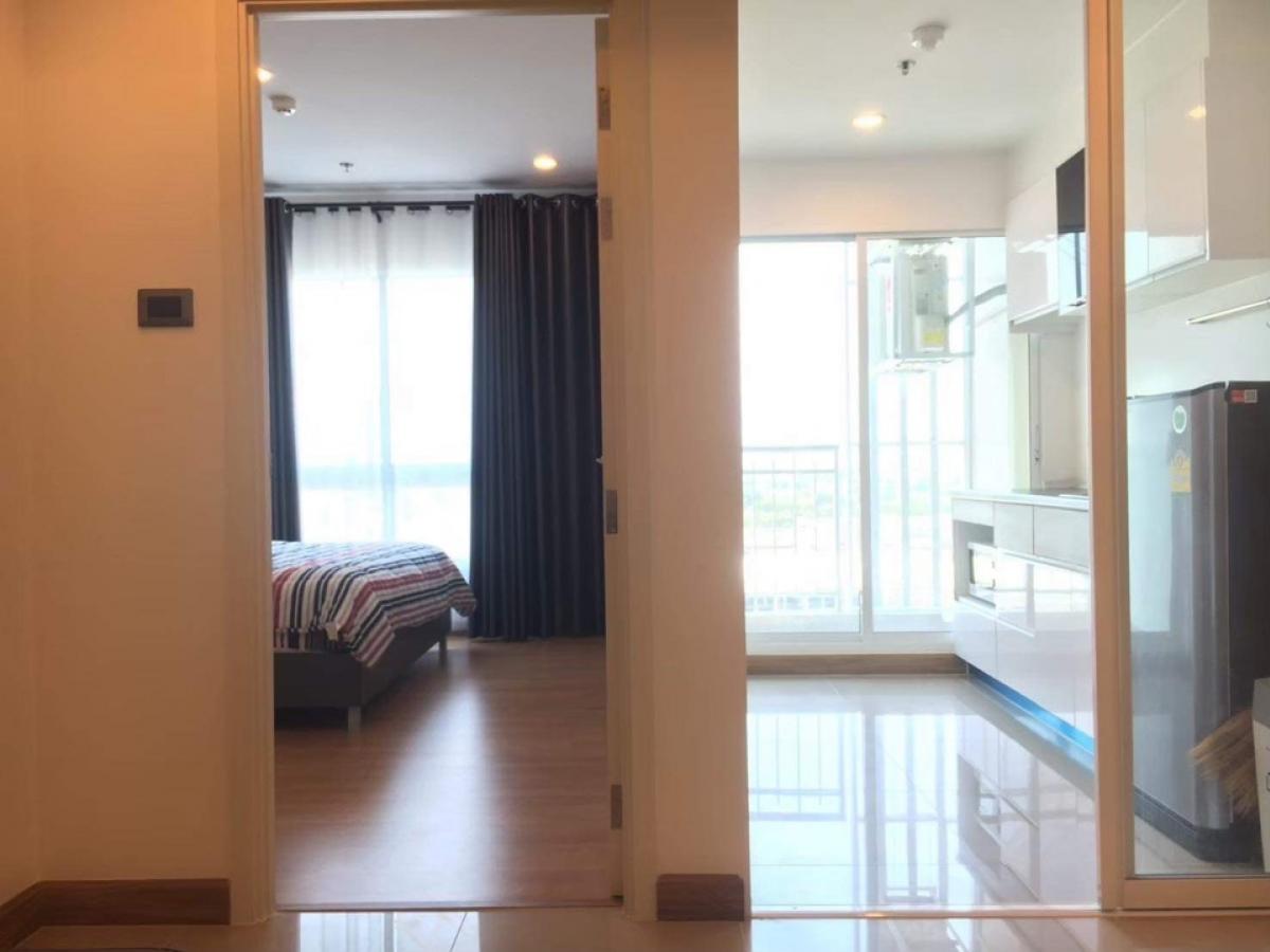 For RentCondoRama9, Petchburi, RCA : Supalai Wellington 2 (available and ready to move in) very beautiful room.