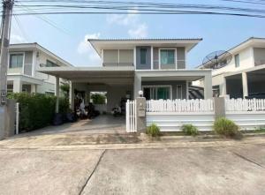 For SaleHouseSriracha Laem Chabang Ban Bueng : Sriracha detached house for sale, second-hand house, 3 bedrooms, Suea Suea side, complete with furniture.