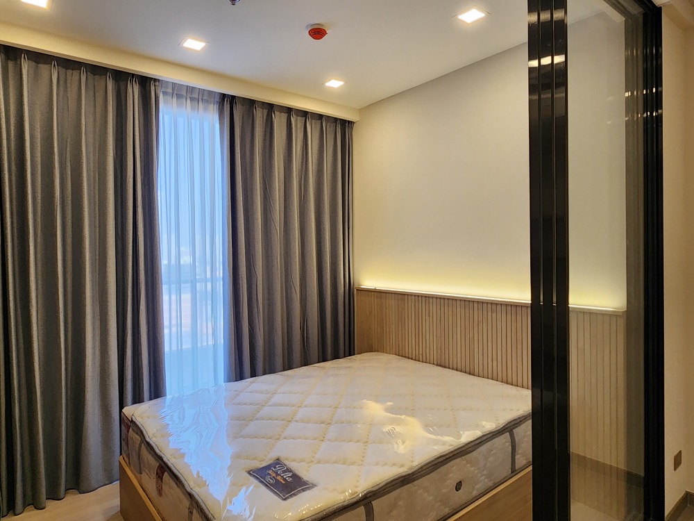 For RentCondoRama9, Petchburi, RCA : One9Five Asoke - Rama 9 【𝐑𝐄𝐍𝐓】🔥Minimal room, beautifully decorated, city view, fully furnished, convenient travel, near MRT Rama 9, ready to move in 🔥Contact Line ID: @hacondo