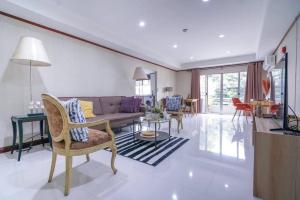 For SaleCondoAri,Anusaowaree : Condo for sale, Ari Samphan Place, large room, cheapest in the Ari area.