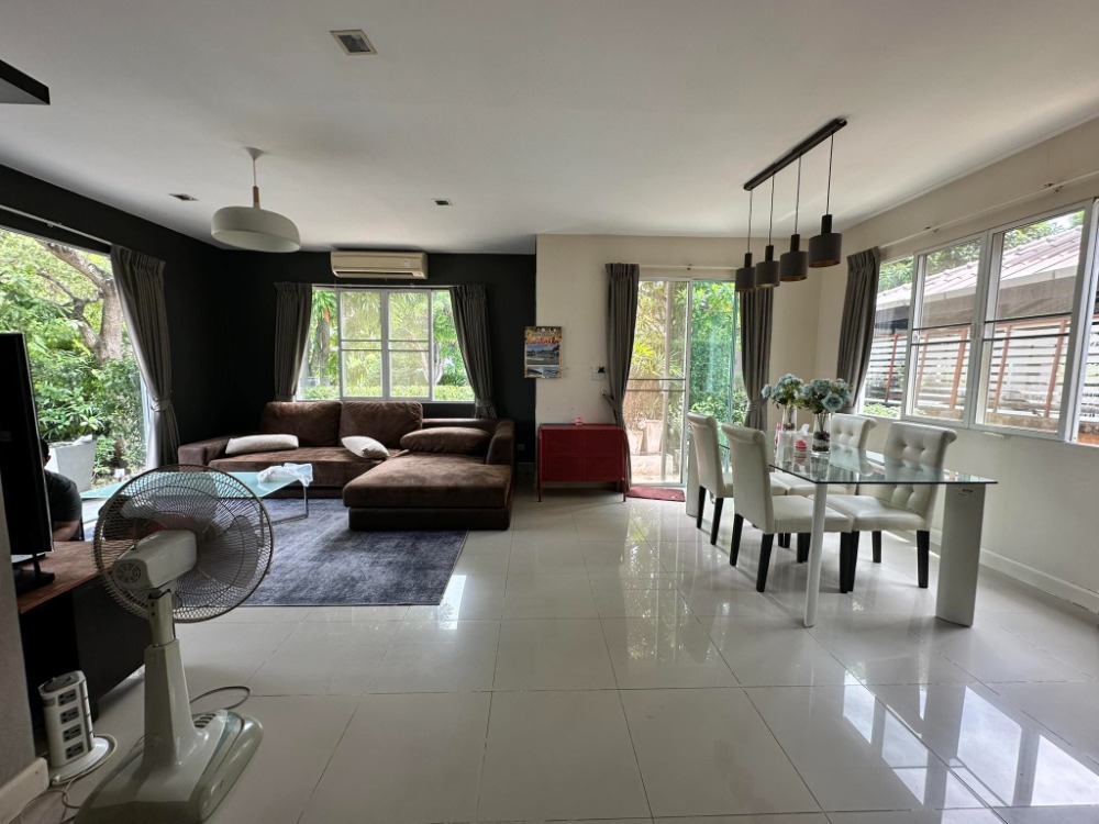 For RentHouseNonthaburi, Bang Yai, Bangbuathong : *Corner house* Pets allowed*Close to MRT Khlong Bang Phai, near Central Westgate, detached house for rent, Habitia Bang Yai.