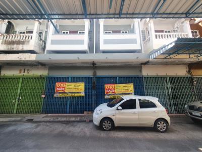 For SaleShophouseNakhon Sawan : 💝 Commercial building Pak Nam Pho, special price! 💝