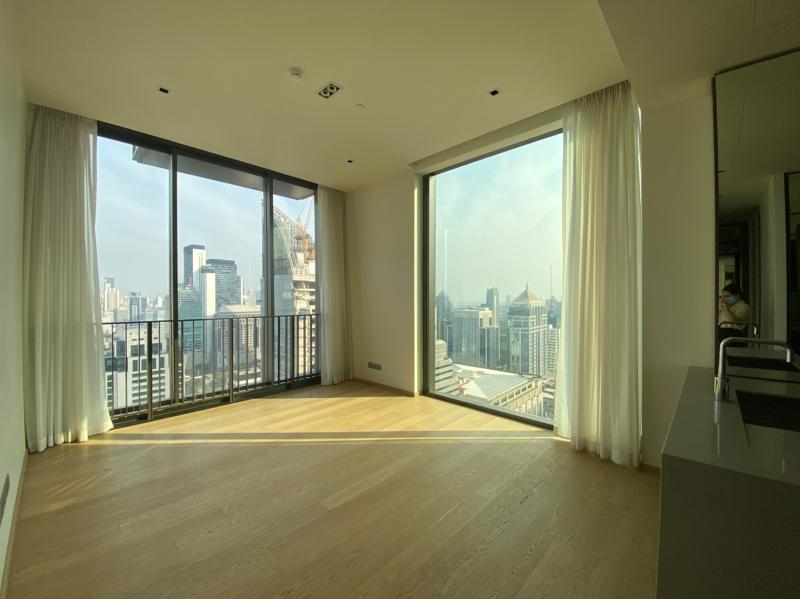 For SaleCondoWitthayu, Chidlom, Langsuan, Ploenchit : Condo For Sale 28 chidlom 2 Bedroom 2 Bathroom 70 sqm