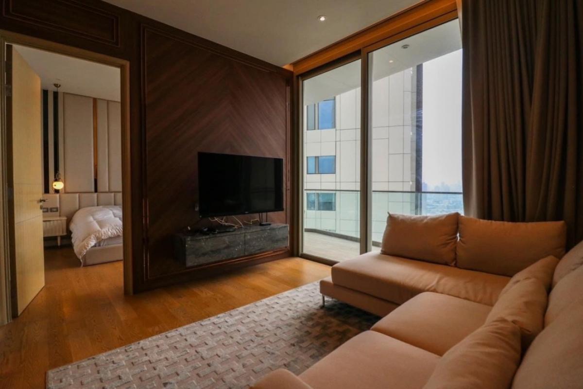 For RentCondoWongwianyai, Charoennakor : ++For rent urgently, vacant room, ready to move in, Chao Phraya River view++ Magnolias Waterfront Residences, 2 bedroom, 2 bathroom condo, 102.55 sq m., 39th floor, fully furnished, beautifully decorated