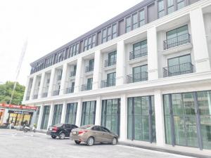 For RentHome OfficeOnnut, Udomsuk : Home office for rent, On Nut - Phatthanakan, near the MRT Yellow Line, Si Nut Station, 400 meters.