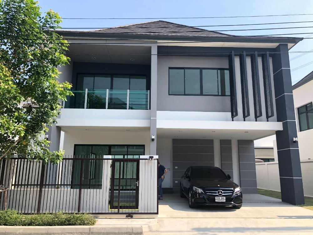 For SaleHouseBangna, Bearing, Lasalle : Single house, Blue Lagoon 2, selling for over 1 million baht below cost. Special for you, the real owner.