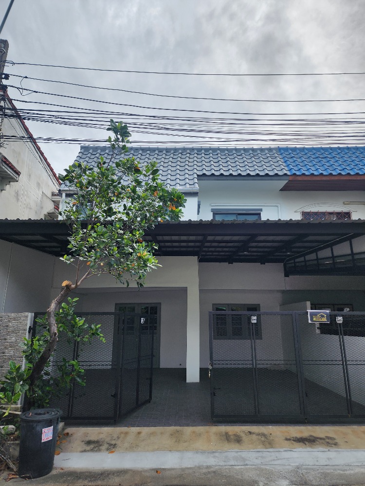 For RentTownhouseBang Sue, Wong Sawang, Tao Pun : New townhome, next to the BTS, convenient to travel.