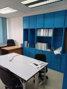 For RentOfficeRama9, Petchburi, RCA : Office for rent near MRT Cultural Center, size 30 sq m, price 12,000 baht/month.