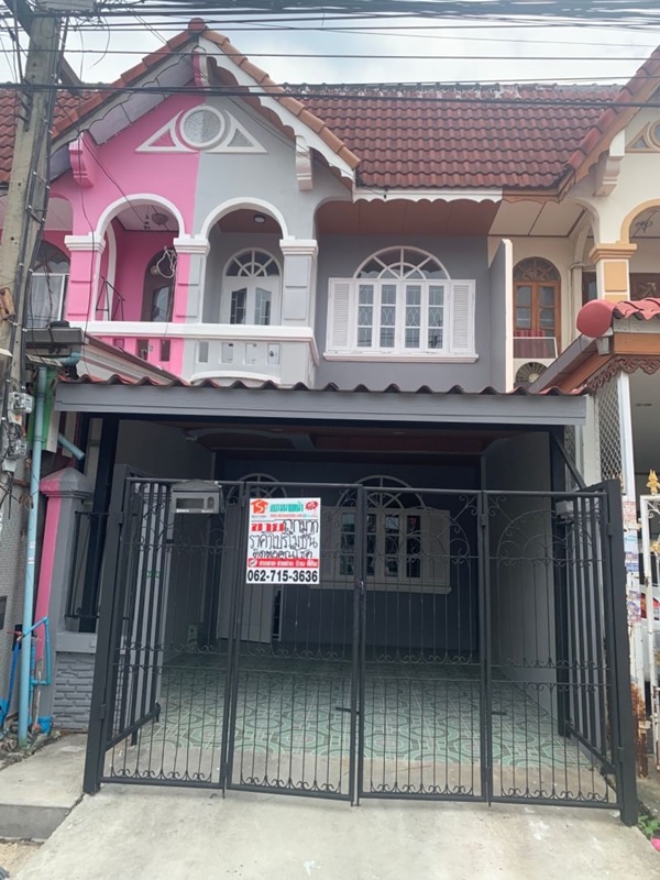 For SaleTownhouseMin Buri, Romklao : Townhouse for sale, Khlong Sam Wa, Phraya Suren Road.