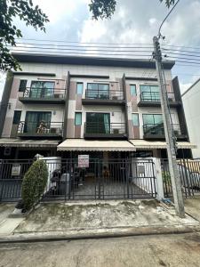 For SaleTownhouseKaset Nawamin,Ladplakao : Townhouse for sale, Bueng Kum, Nawamin Rd.