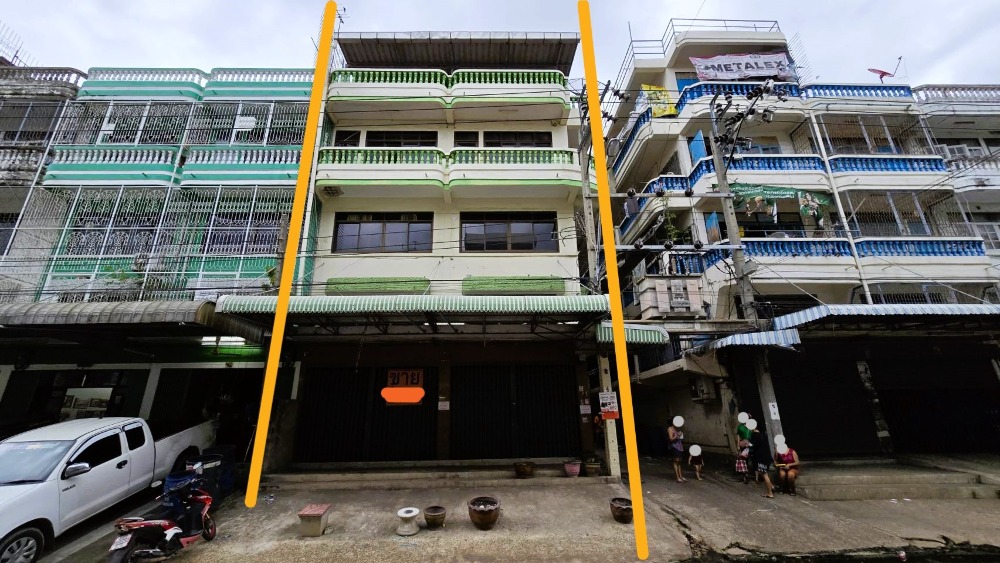 For SaleShophouseRama 2, Bang Khun Thian : Calculated! Returns of more than 8% per year!! Large area!! Alley roads for large vehicles to enter!! Many factories around, suitable for dormitories, apartments!!! Selling commercial buildings, 2 units, 4 and a half floors + roof terrace, 63 sq.w., Soi T