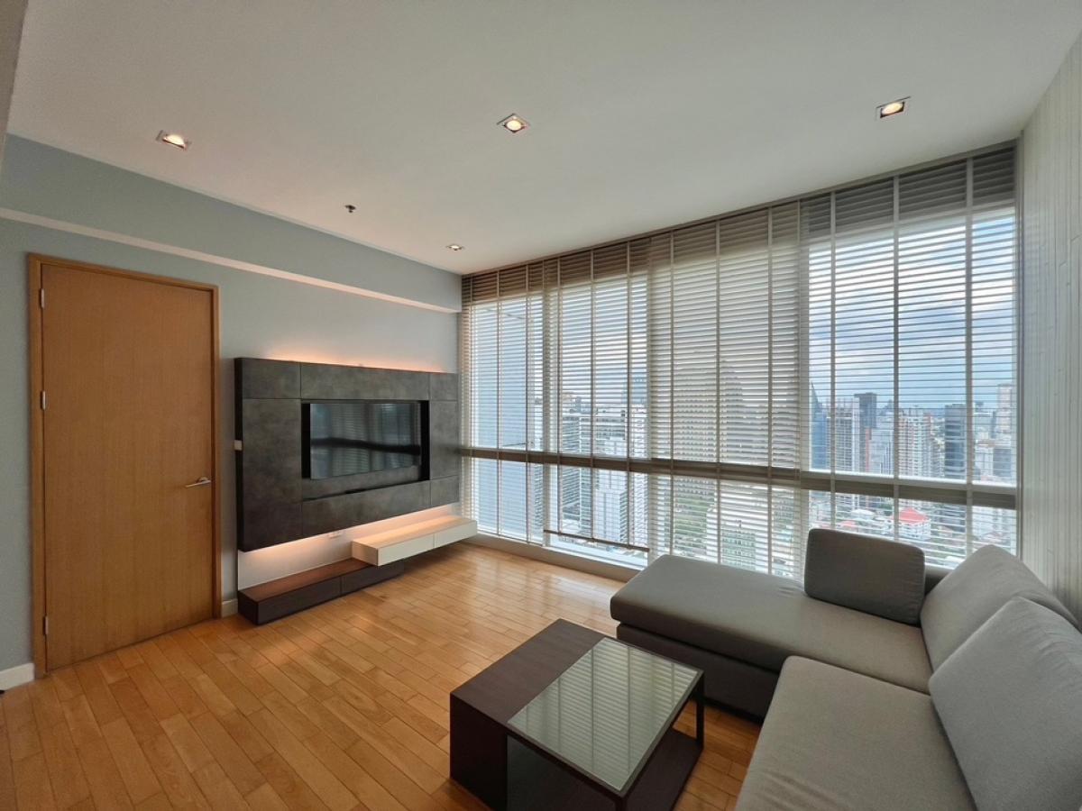 For SaleCondoSukhumvit, Asoke, Thonglor : Condo for sale MILLENNIUM RESIDENCE Sukhumvit BTS Phrom Phong/Asoke.