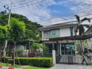 For RentHousePathum Thani,Rangsit, Thammasat : ++House for rent INIZIO 1 Rangsit, Khlong Sam, Khlong Luang, 3 bedrooms, 2 work rooms, 2 kitchens, parking for 3 cars ++