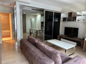 For SaleCondoSukhumvit, Asoke, Thonglor : Property code BH0040 Noble Remix, room size 45 sq m, studio type, 1 bathroom, 7th floor.