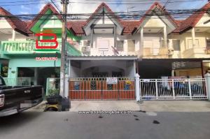 For SaleTownhouseNawamin, Ramindra : Townhouse, Natthakarn Village, area 25.1 sq m, Soi Phahonyothin 52, Intersection 11-1, Khlong Thanon Subdistrict, Bang Khen District, Bangkok.