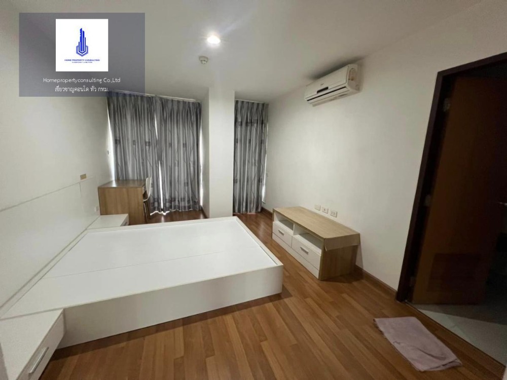 For RentCondoRatchadapisek, Huaikwang, Suttisan : For rent at Grene Suthisarn Negotiable at @condo600 (with @ too)