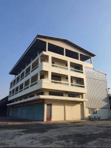 For SaleFactoryPathum Thani,Rangsit, Thammasat : 📣📣 For a Sale/Rent Factory & Office Building & Employee Accommodation on area 5 rai close to main road Rangsit Pathumthani