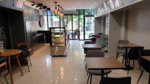 For RentShophouseBang Sue, Wong Sawang, Tao Pun : For rent, 4-story building with rooftop, bathrooms on every floor, convenient travel, near Bon Marche market.  Wat Virtual Nari BTS, good location, suitable for many businesses.