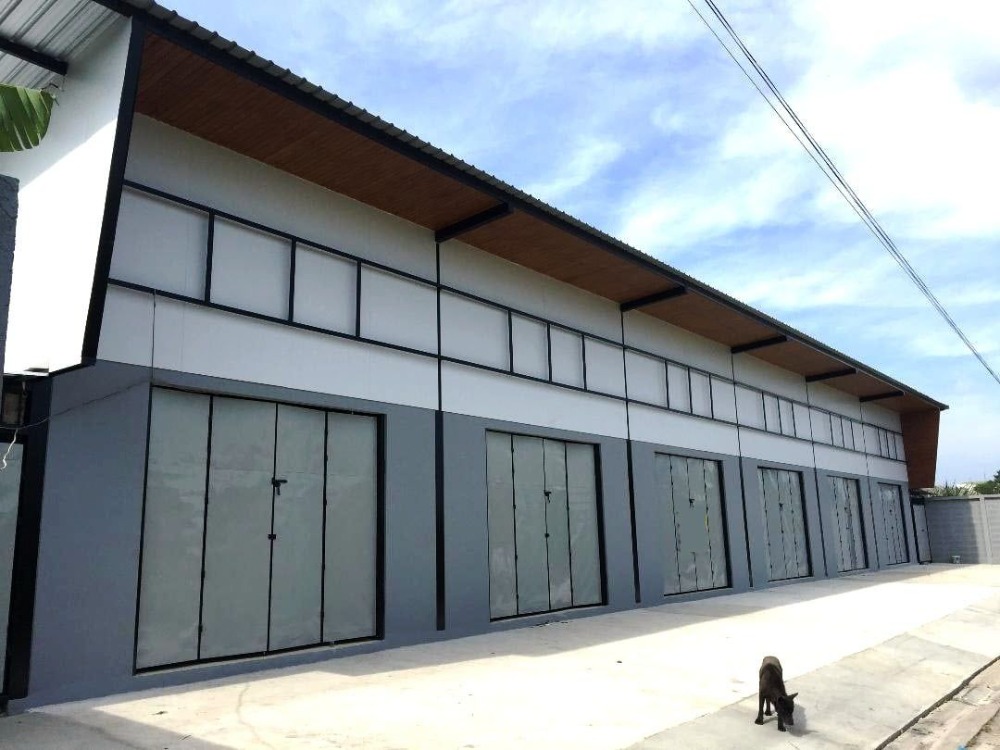 For RentWarehouseNonthaburi, Bang Yai, Bangbuathong : Warehouse for rent, 200 sq m., near Bang Yai City, Bang Bua Thong, Nonthaburi.